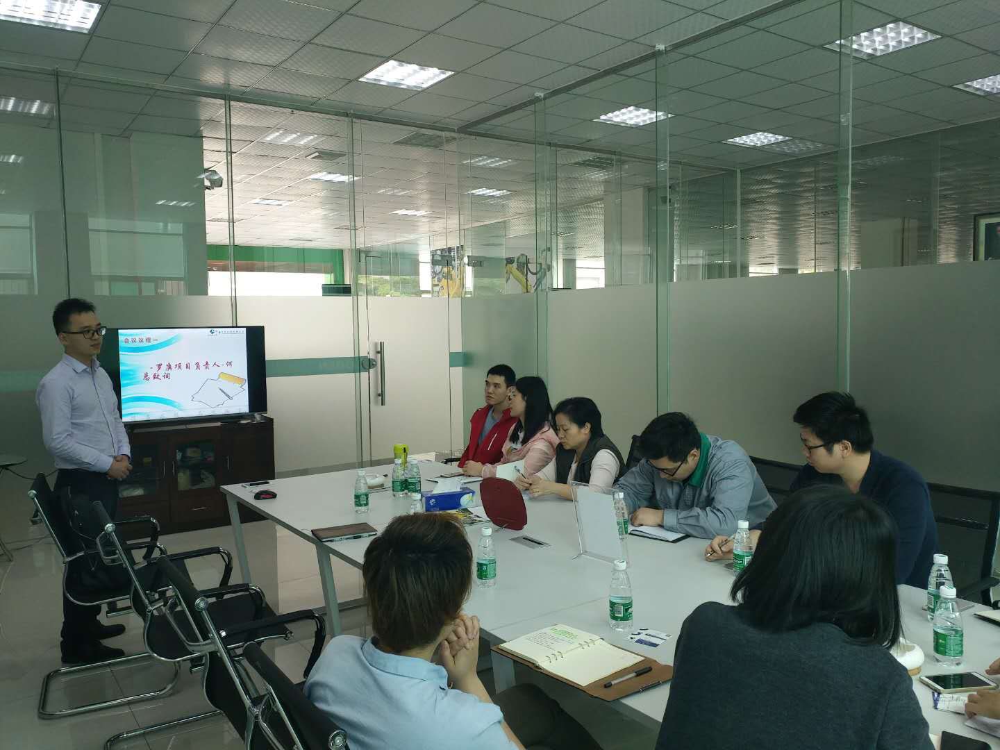 祝贺罗庚机器人签约顺景华体会·体育-华体会（中国）